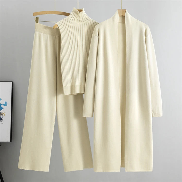 Ensemble 3 pièces – pantalon, top et cardigan