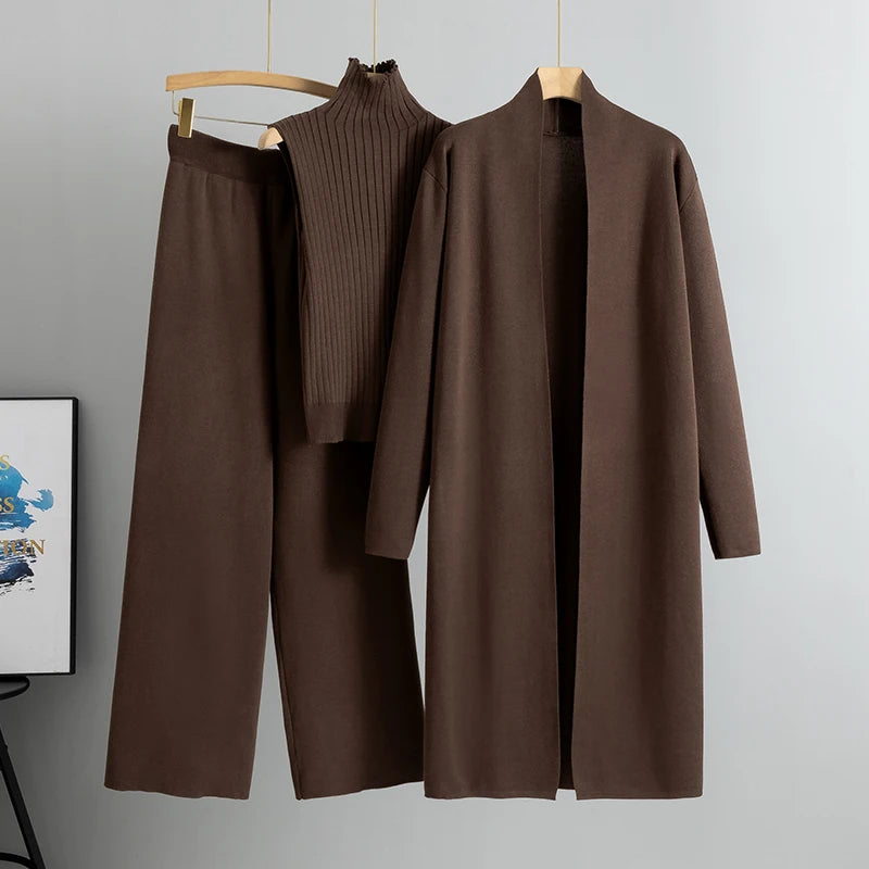 Ensemble 3 pièces – pantalon, top et cardigan
