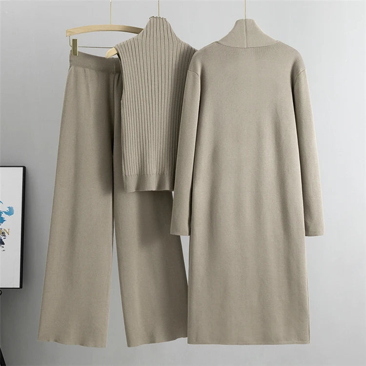 Ensemble 3 pièces – pantalon, top et cardigan